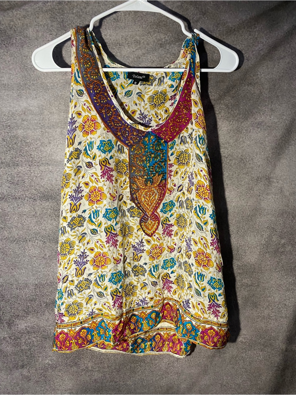 Tolani Women's Medium Silk Floral Tank Top Scoop Neck Sleeveless Blouse